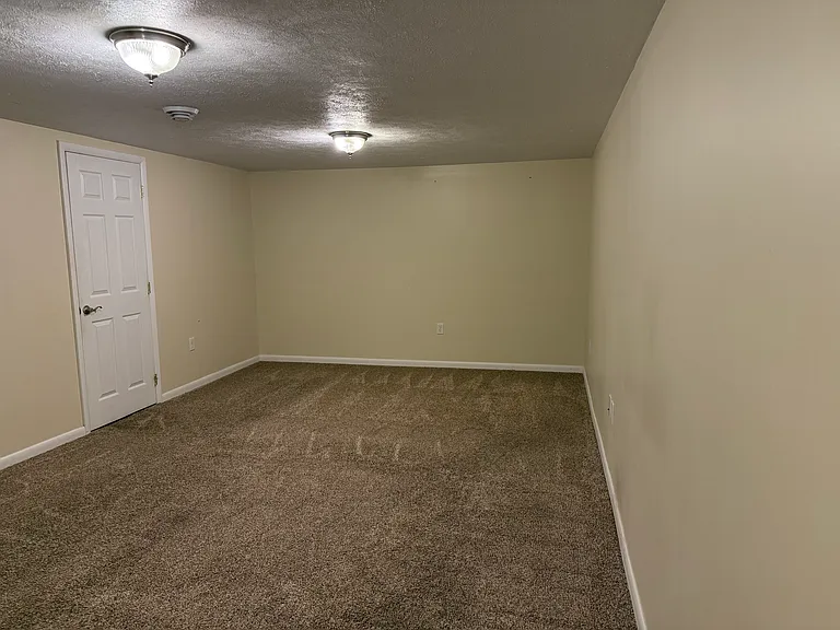 3551 Brodhead Rd — Photo 10
