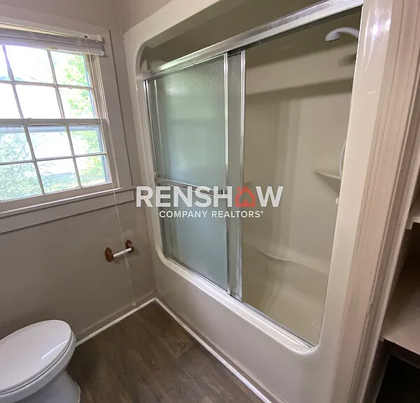 485 Perkins St — Photo 10