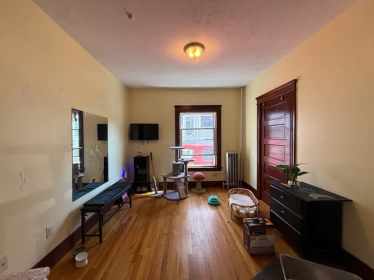 32 Woodbine St #1 — Photo 13
