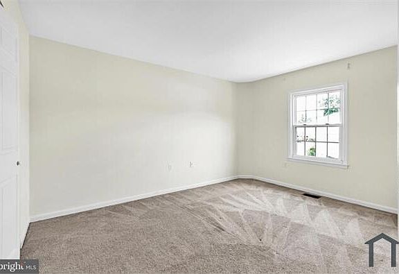 5th image of 9075 N Laurel Rd Unit I