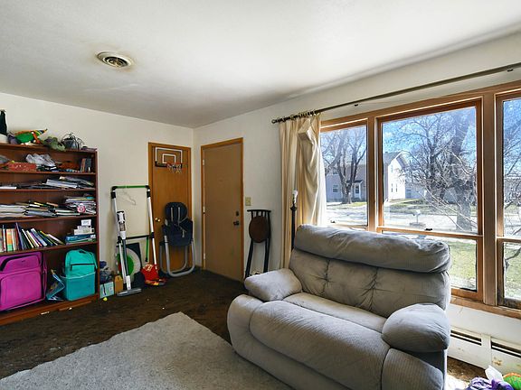 5th image of 706 26th St N