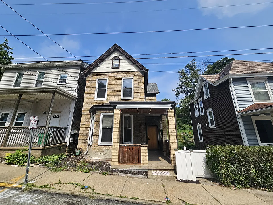106 Grant Ave