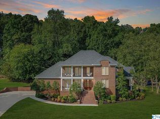 3717 Timberlake Ct SW, Decatur, AL 35603