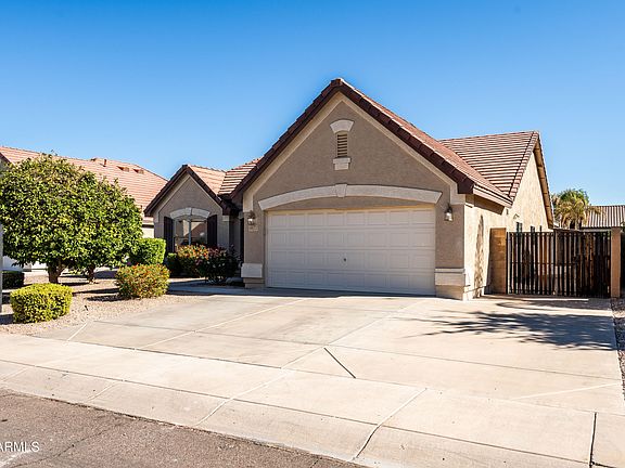 3rd image of 6671 S DANIELSON Way