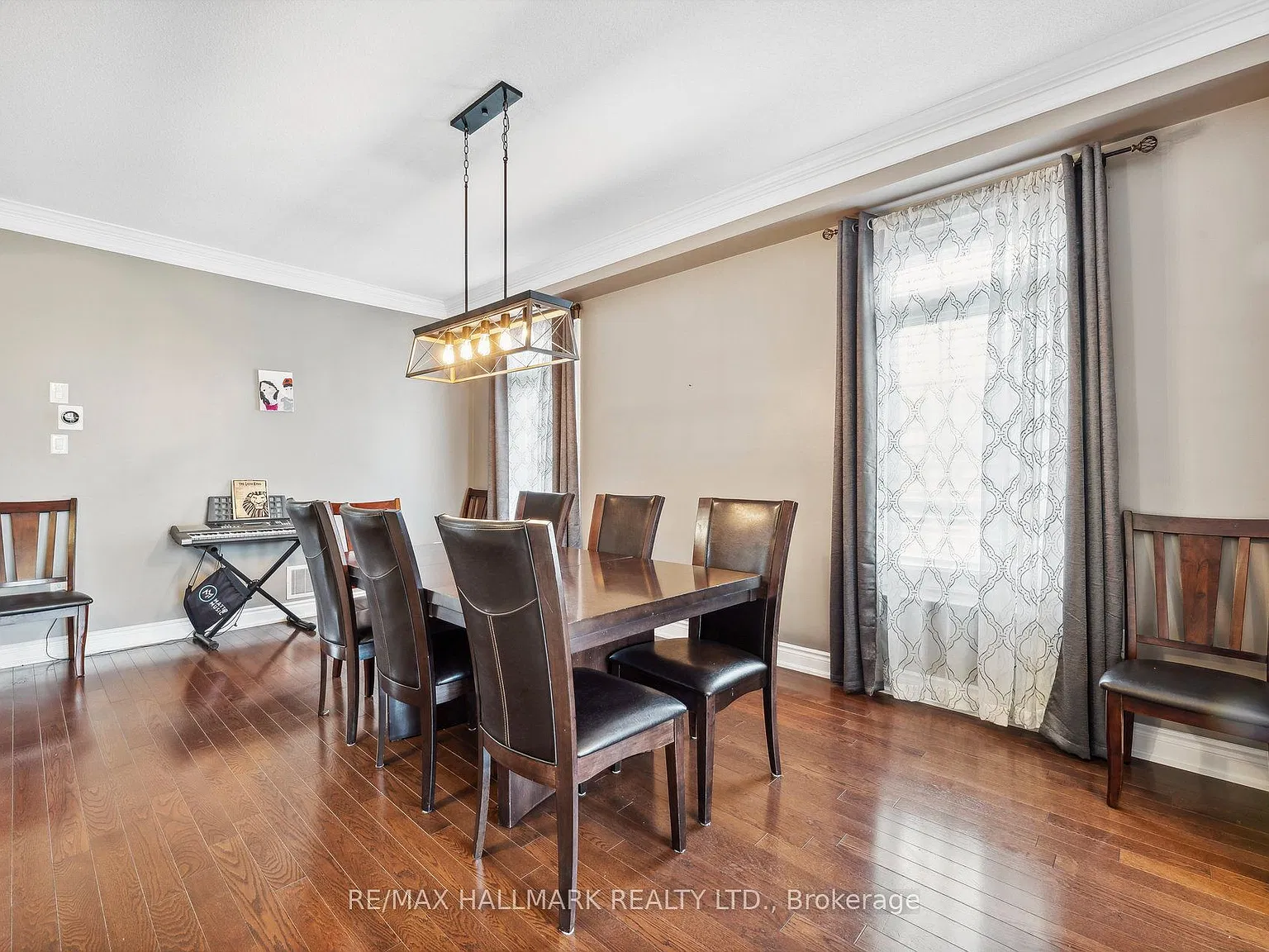 4 bed, $3,800 — Photo 4