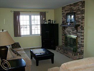 4th image of 5048 Sturbridge Ct