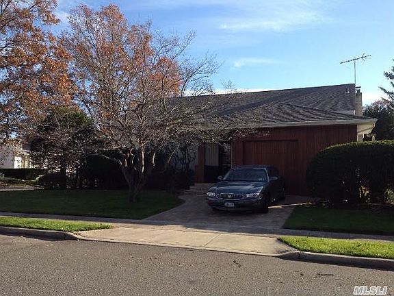 2nd image of 724 Jeffrey Dr