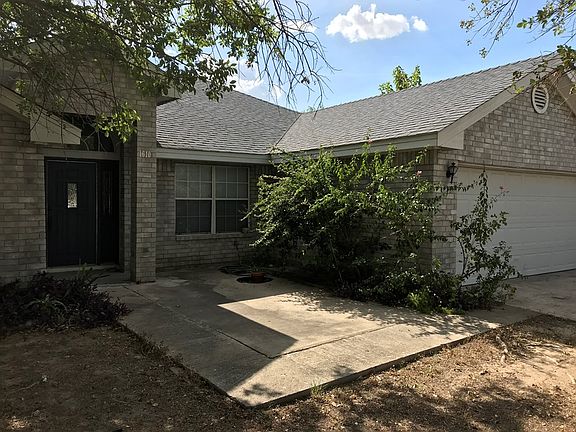 4th image of 1610 Cristin Dr