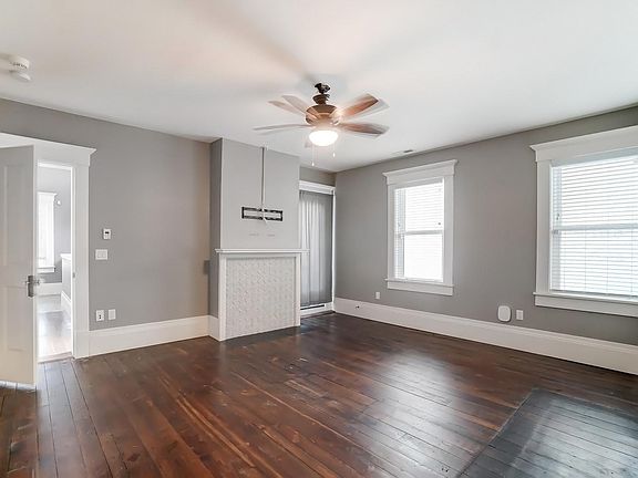 5th image of 936 Dayton St #1