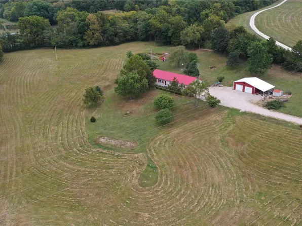 22200 Tree Farm Rd, Hermann, MO 65041