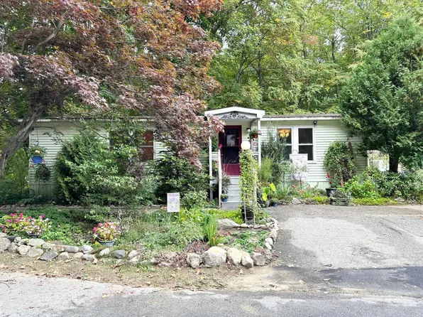 11 Spoke Street, Danville, NH 03819
