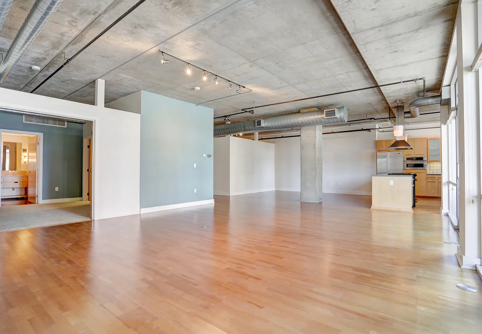 1610 Little Raven St — Photo 4