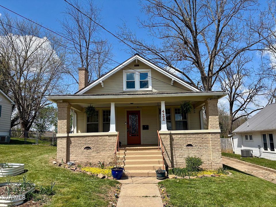1st image of 422 W Magnolia Ave