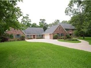 27507 E Fairway Oaks Dr, Huffman, TX 77336