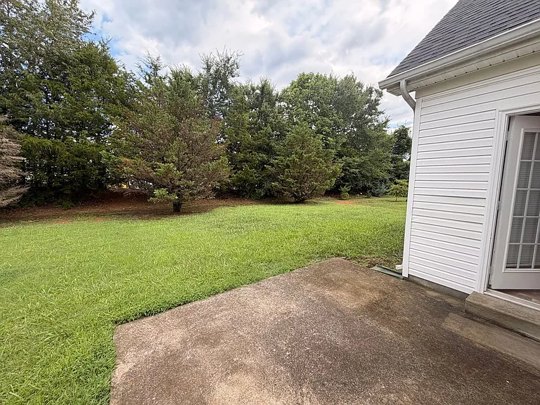 217 Neal Ave — Photo 20