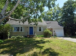 3 Jewett Rd, Cape Elizabeth, ME 04107