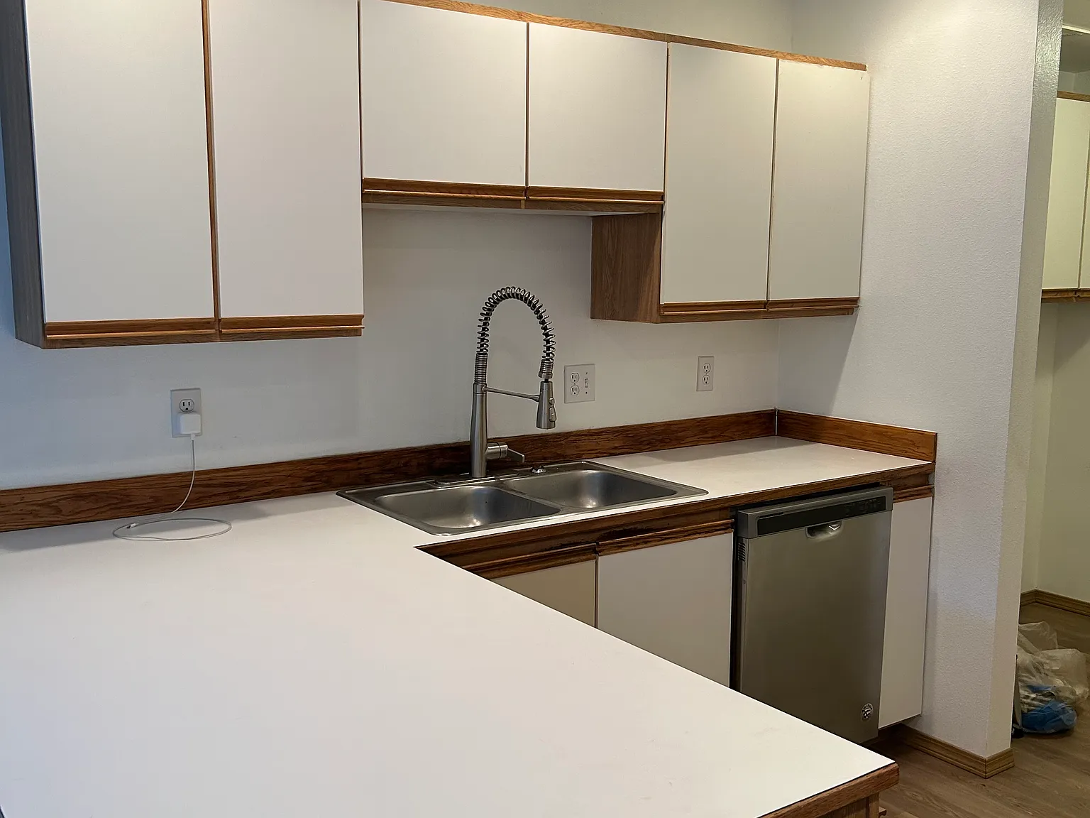 3 bed, 2.5 bath, 1350 sqft, $2,800 — Photo 4