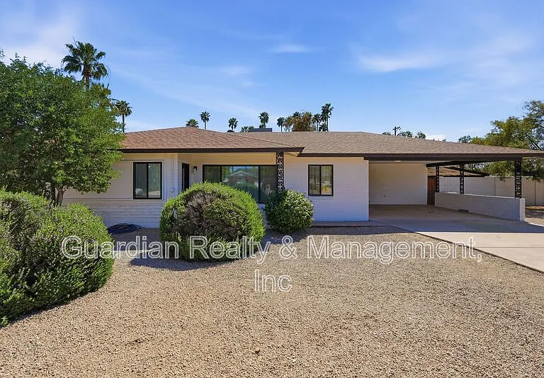 6819 E Paradise Pkwy — Photo 2