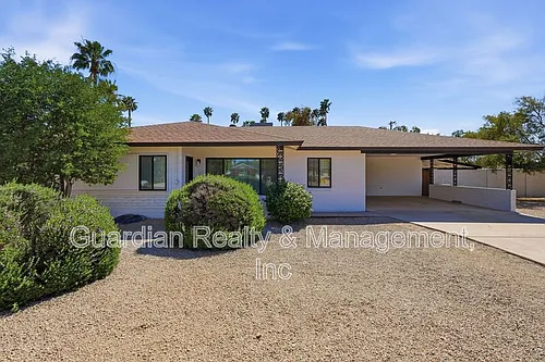 6819 E Paradise Pkwy Photo 1