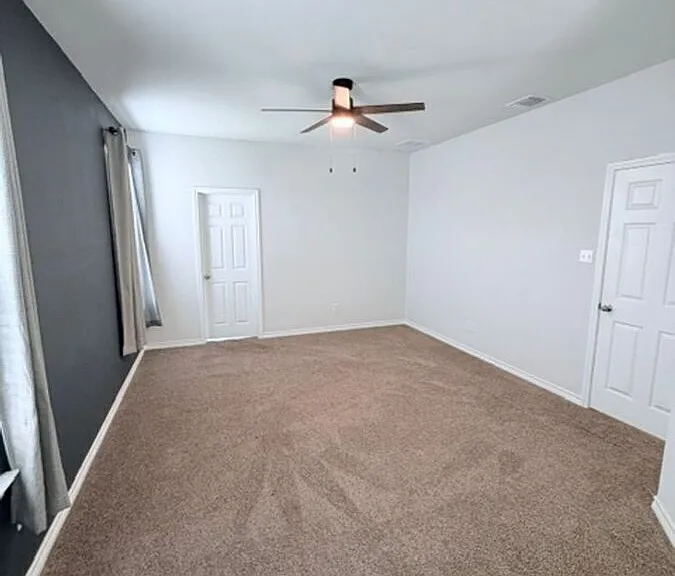 1729 Friesian Loop — Photo 11