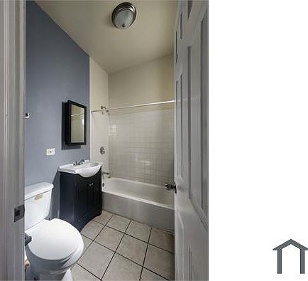 4th image of 1650 S Saint Louis Ave #1F