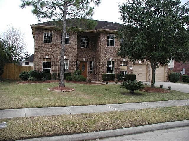 1st image of 3611 Pinehurst Dr