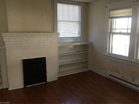 4th image of 304 S Washington Ave
