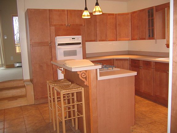 3rd image of 6 Feith Ln