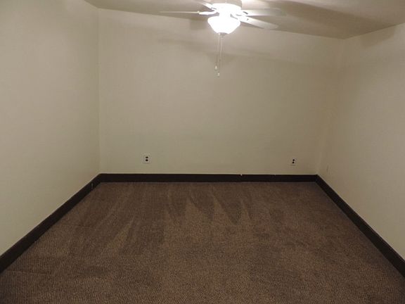 4th image of 205 E Pine St