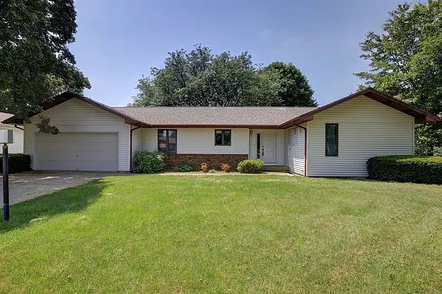 12 Holly Ct photo 1