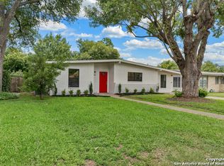 310 Artemis Dr, San Antonio, TX 78218