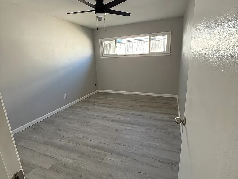 234 Avenida Monterey #A — Photo 7