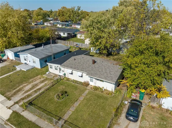 323 Galewood Dr, New Carlisle, OH 45344