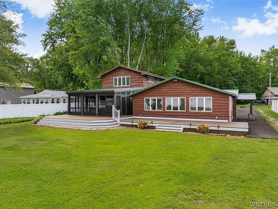 1st image of 21 Lakeshore Dr