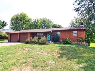 2015 Bainbridge Rd, Jackson, MO 63755