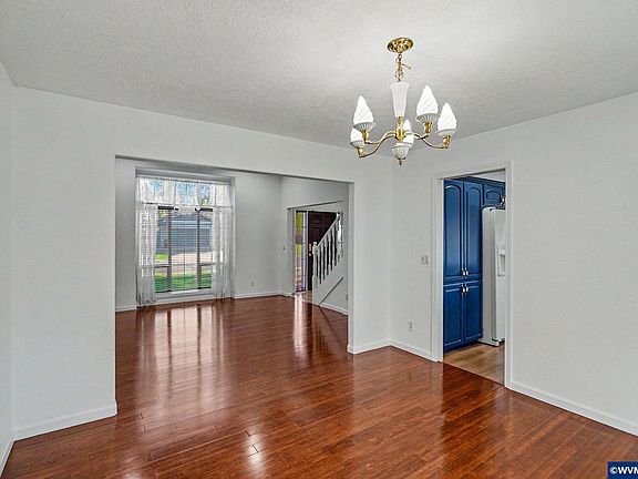 4th image of 312 SW Cascade Meadow Dr