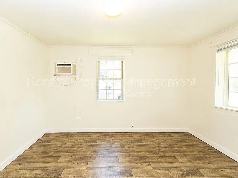 417 N Hawthorne St #417 — Photo 6