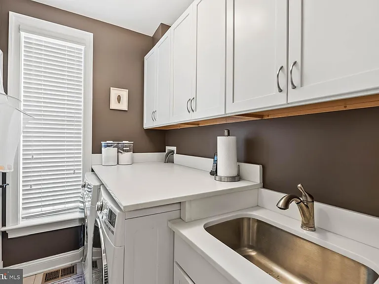 1224 R St NW #2B — Photo 32