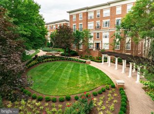 31 Booth St UNIT 351, Gaithersburg, MD 20878