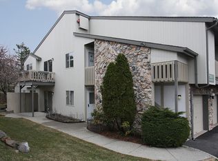 22 Larkin Cir, West Orange, NJ 07052