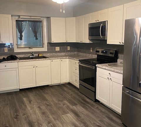 4th image of 3207 Westside St