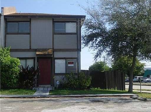 1st image of 864 SW 74th Avenue #864