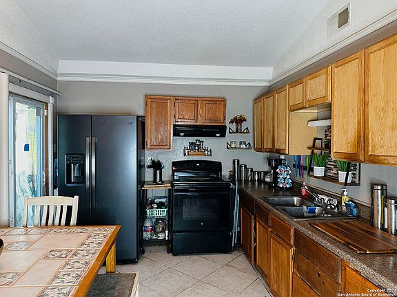 4th image of 1338 W VILLARET BLVD