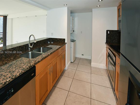 2nd image of 540 Brickell Key Dr APT 1511