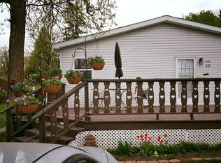 7730 Dellwood Dr, Urbandale, IA 50322