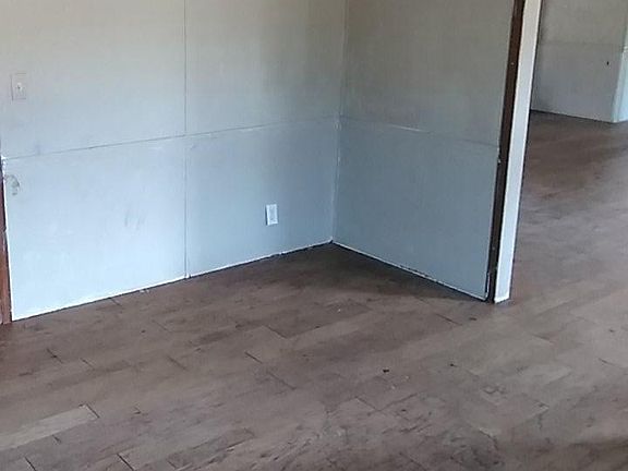 2nd image of 504 Private Road 4805
