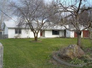 2202 NE Sunset View Ln, Prineville, OR 97754