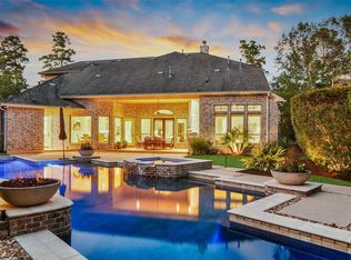 6 Player Pines Ct, Spring, TX 77382