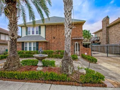 4804 Chateau Dr, Metairie, LA, 70002