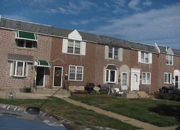 3rd image of 808 Oakwood Dr